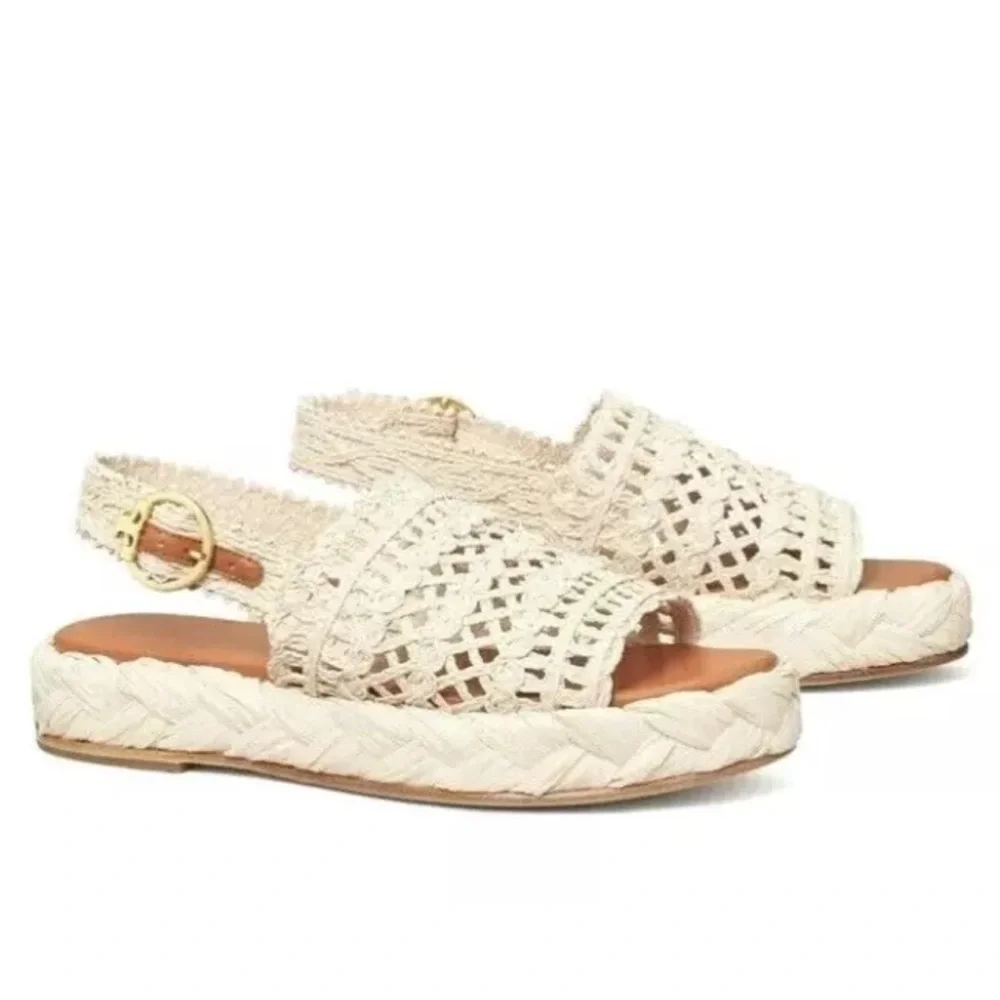 Like new! TORY BURCH RAFFIA ESPADRILLE SANDAL PLATFORM NATURAL/GOLD LOGO w/BOX